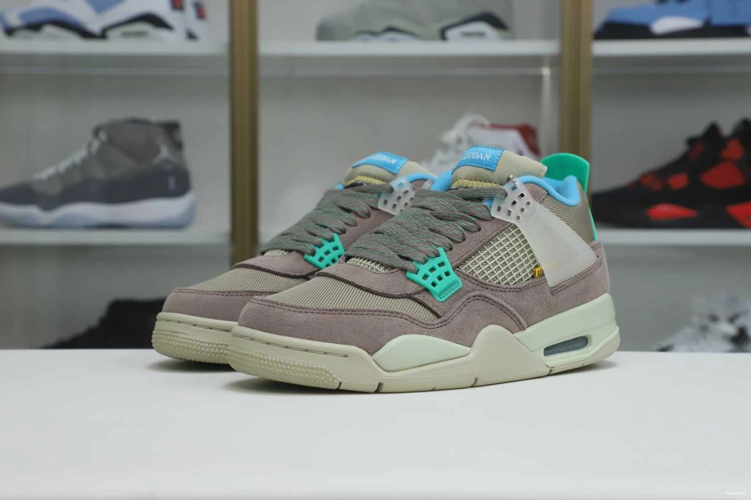 LA HAZE' UNION RETRO 4 X JORDAN 'TAUPE AIR 0720